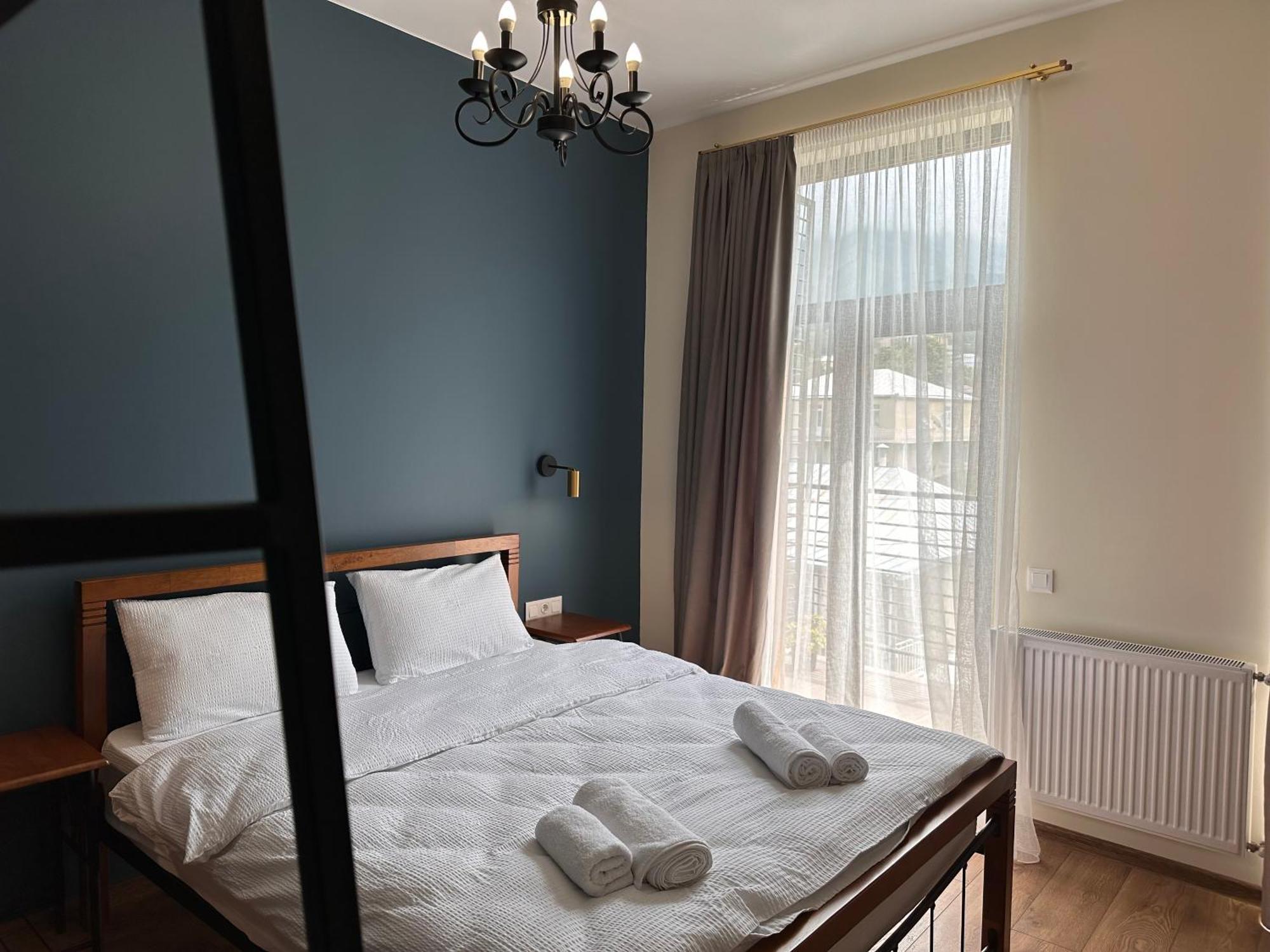 Hotel Mountime Kazbegi Bagian luar foto