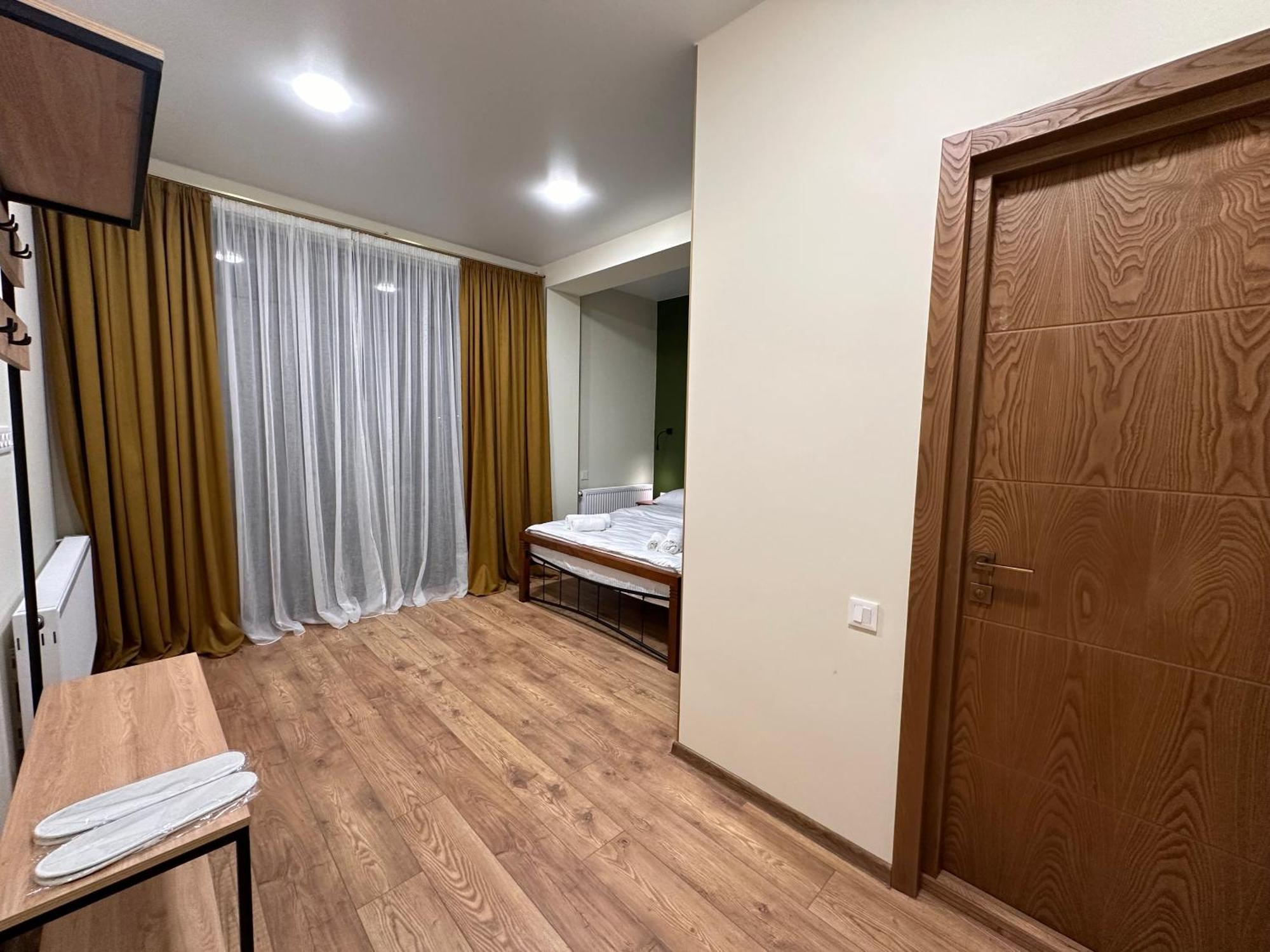 Hotel Mountime Kazbegi Bagian luar foto