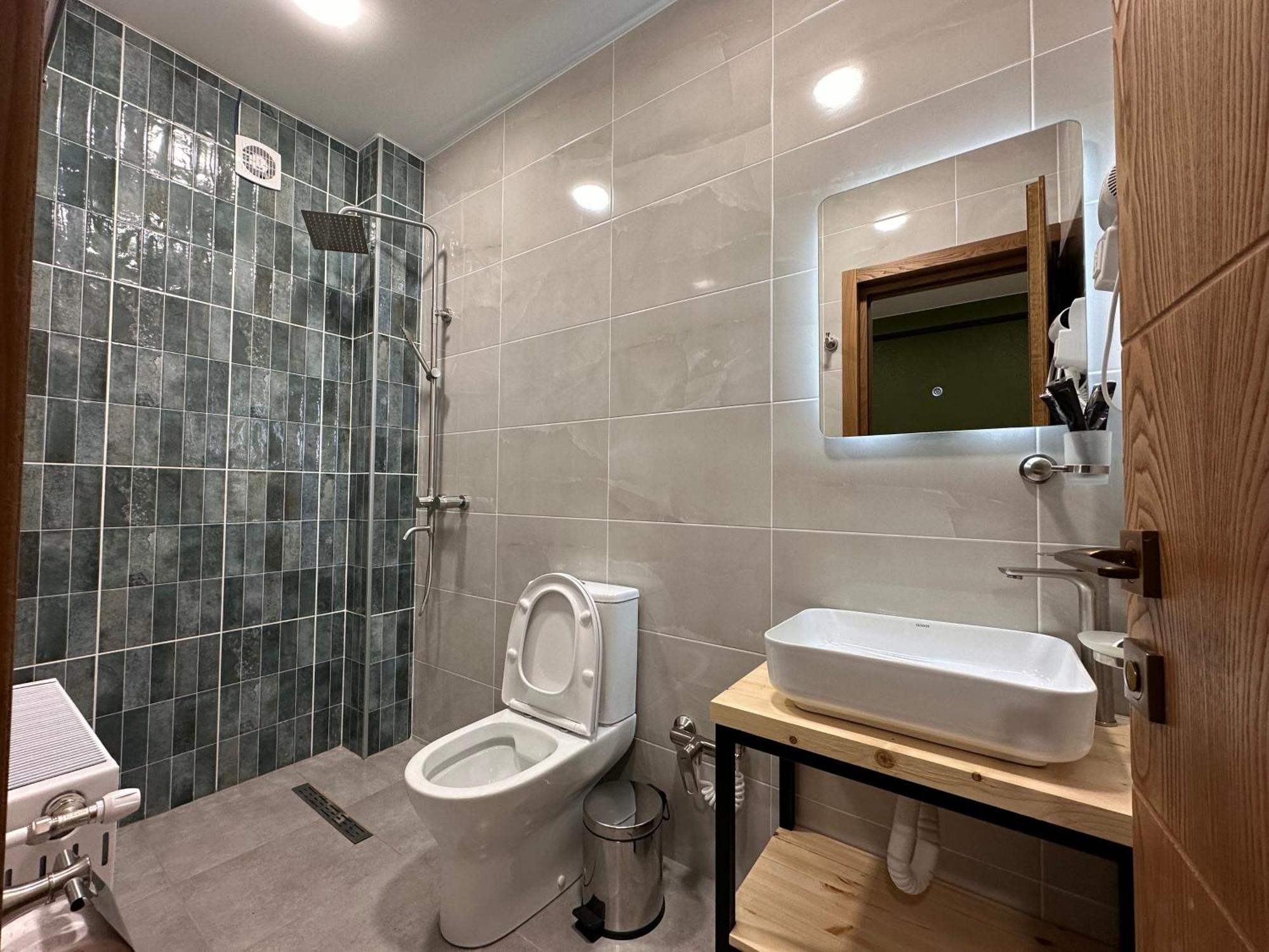 Hotel Mountime Kazbegi Bagian luar foto