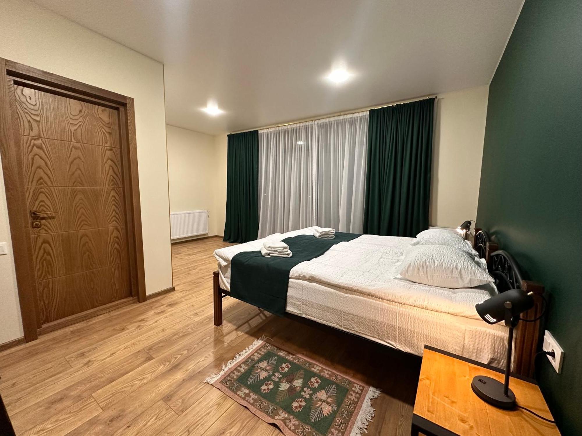 Hotel Mountime Kazbegi Bagian luar foto